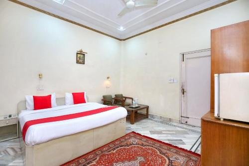 Фото Oyo 24073 Hotel Hari Darshan