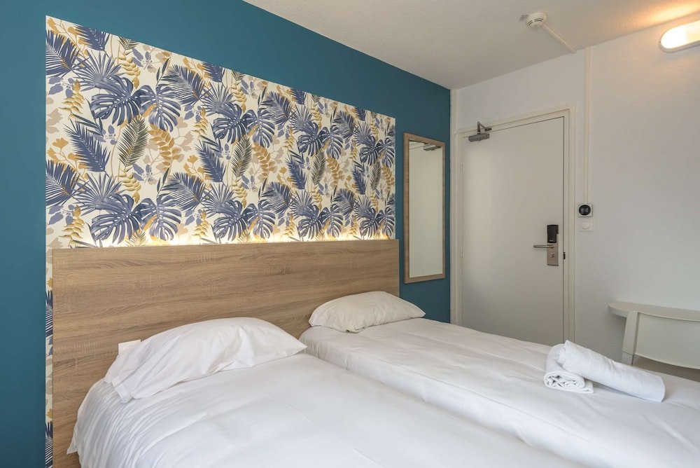 Фото Kyriad Direct Toulon Ouest La Seyne Sur Mer 