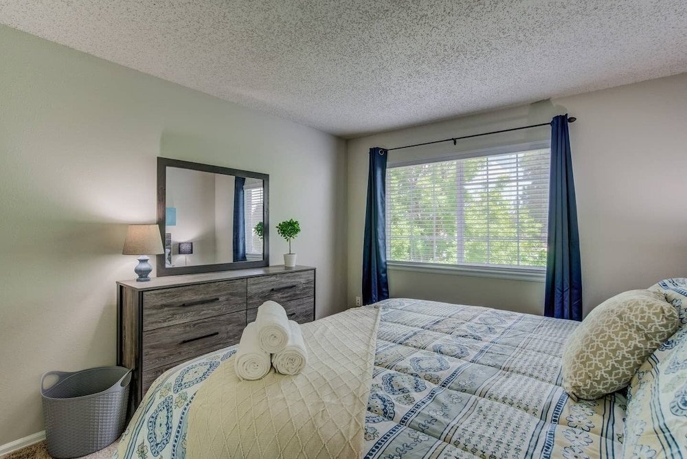 Фото 4br Af Academyw/hot Tub & Firepit