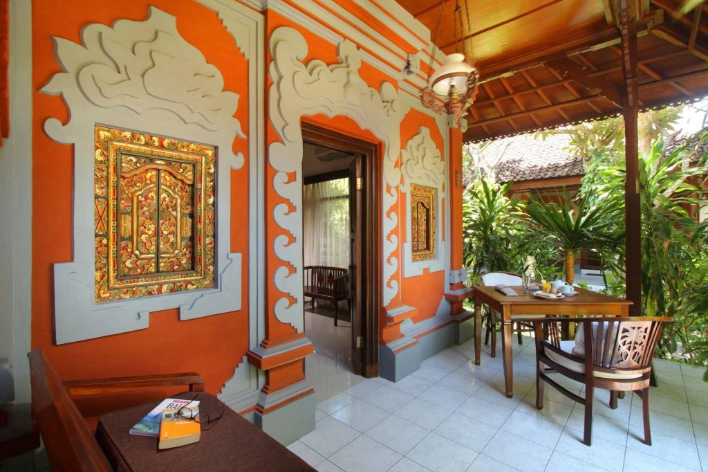 Фото Hotel Jati and Home Stay