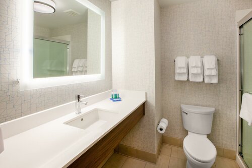 Гостиница Holiday Inn Express Doral Miami, an Ihg Hotel