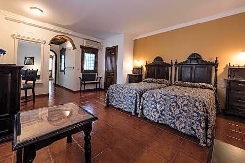 Фото Hotel San Gabriel