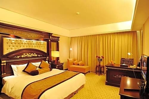 Фото Sovereign Hotel