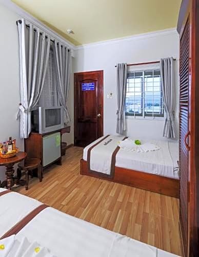 Фото Nha Trang Beach Hotel