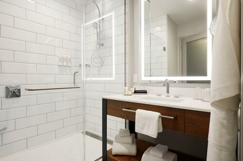 Гостиница Archer Hotel Tysons в Бетесде