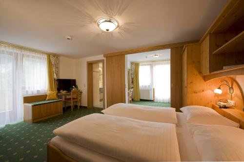 Фото Hotel Gratz Großarl