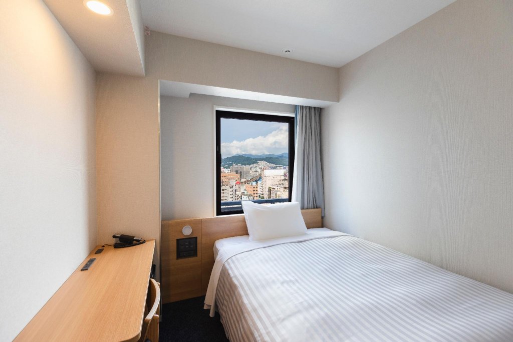 Фото Sotetsu Fresa Inn Hiroshima