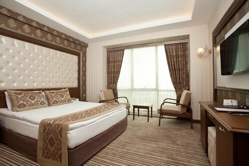 Гостиница Grand Altuntaş Hotel в Гюзельюрте