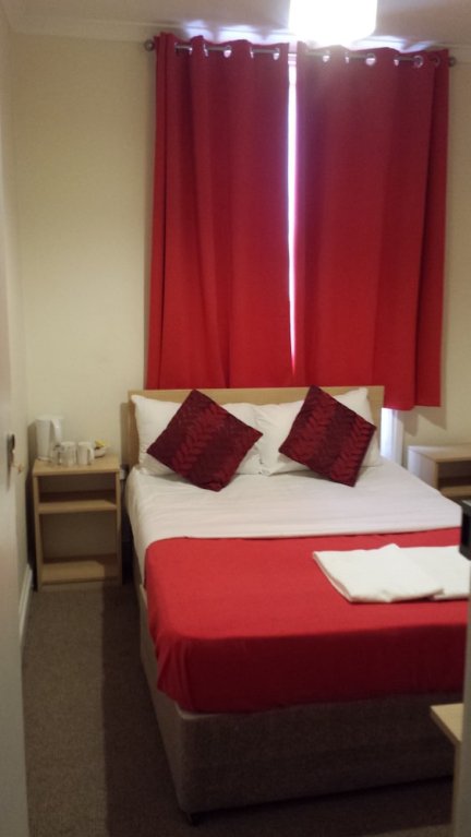 Фото Goodwood Hotel