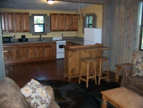 Гостиница Breezy Hills Cottages