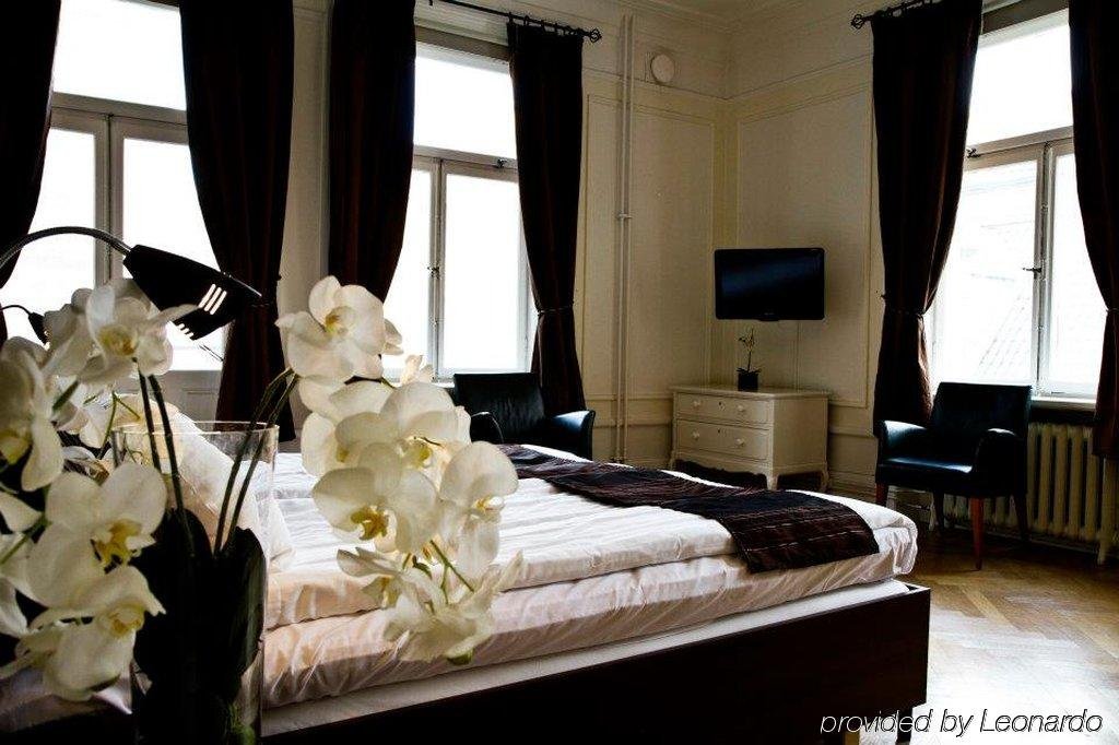 Фото Queen's Hotel by First Hotels