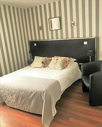 Внешний вид отеля Hotel de France в Пленёф-Вал-Андре, фото 2