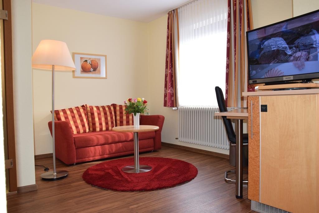 Фото отеля 2