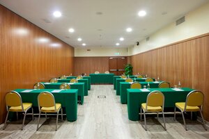 Гостиница Holiday Inn Cagliari, an Ihg Hotel