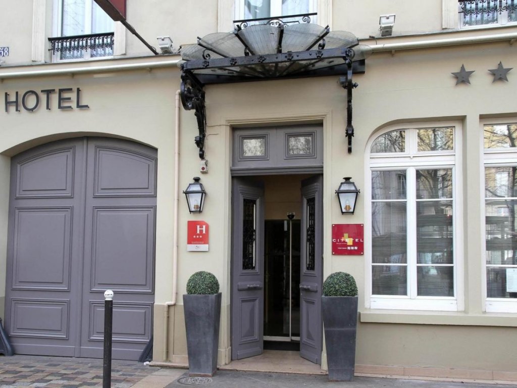 Фото отеля 1