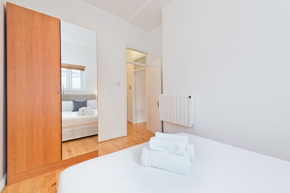 Фото Your place - Bachelors Walk