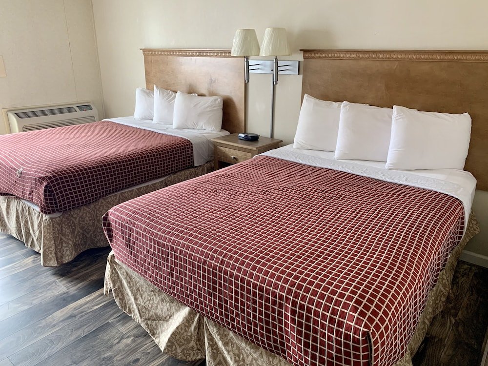 Фото Simple Life Motel