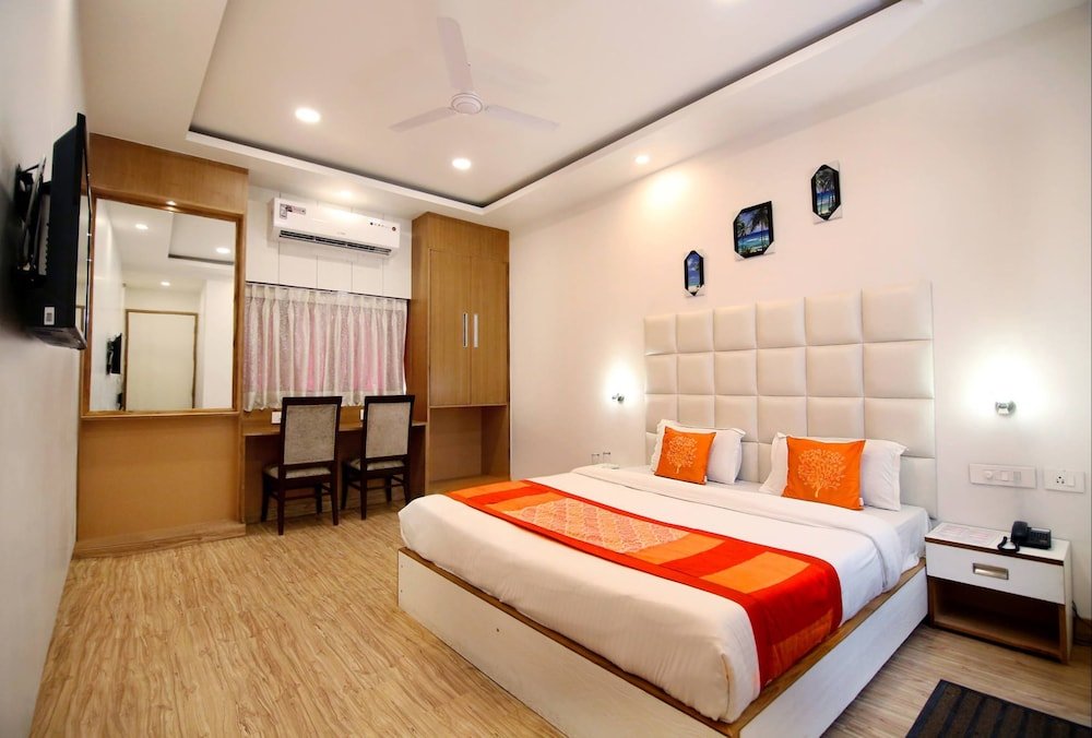 Фото Chanson Hotel