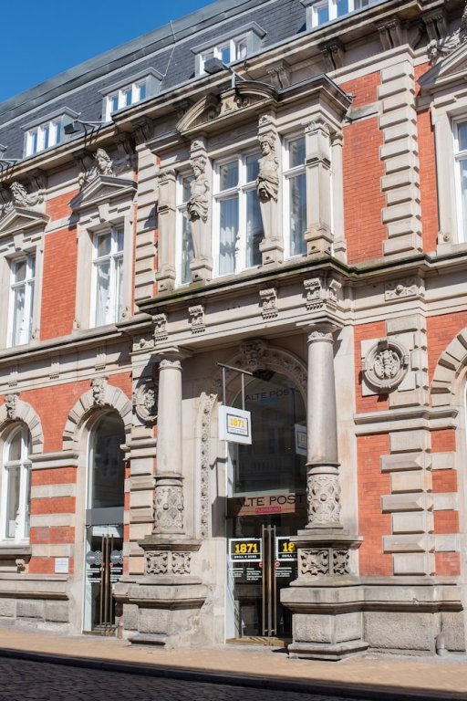 Фото отеля 1