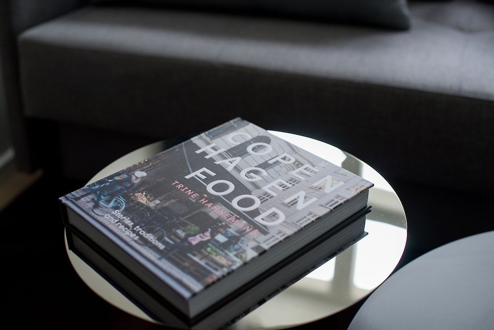 Фото Apēron Apartment Hotel