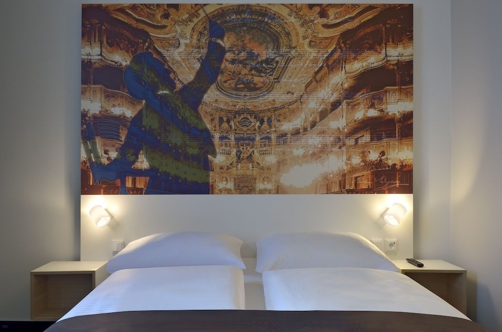 Фото B&b Hotel Bayreuth