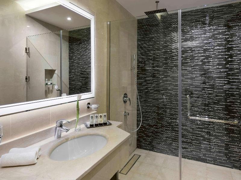 Фото Movenpick Hotel Qassim