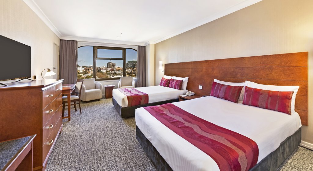 Фото The Sydney Boulevard Hotel