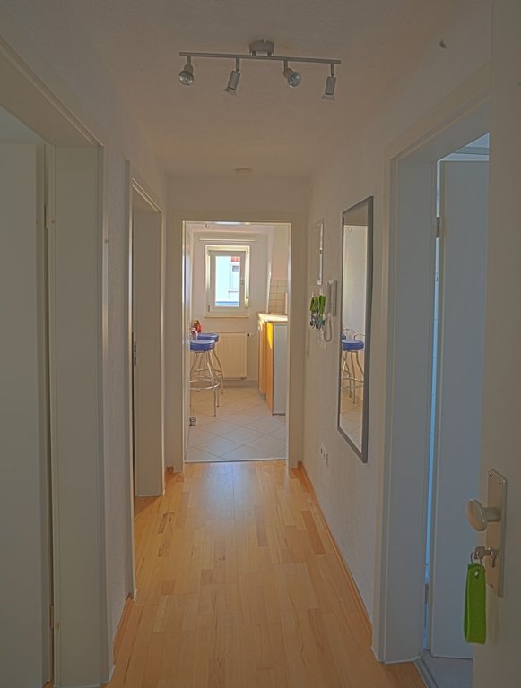 Фото Fewo Reutlingen Heinestrasse Dg