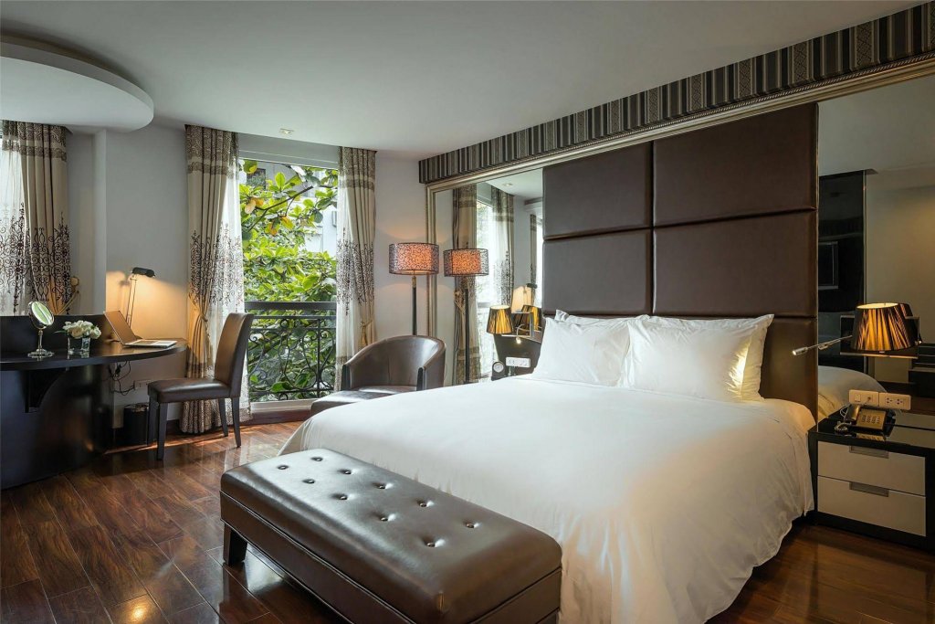 Фото Bespoke Trendy Hotel Hanoi