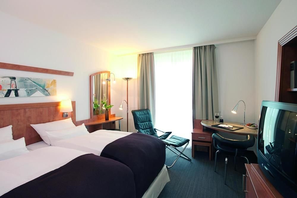 Фото Nh Hamburg Horner Rennbahn