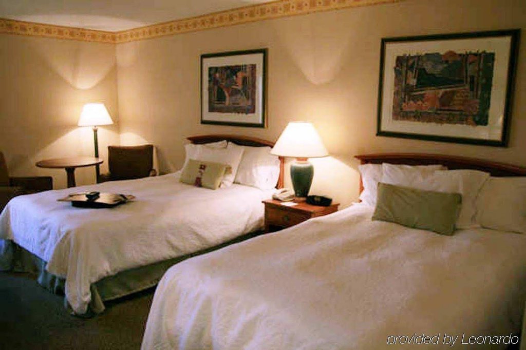 Фото Hampton Inn Miami Dadeland