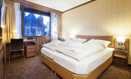 Внешний вид отеля Living Hotel Düsseldorf в Дюссельдорфе, фото 2