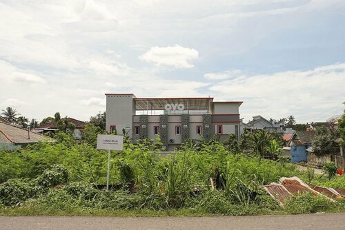 Гостиница Oyo 185 Roriz House в Провинции Южная Суматра