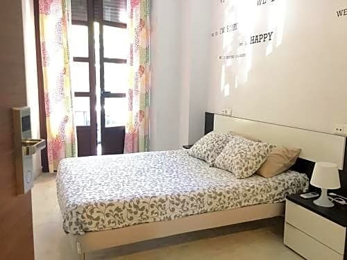 Фото The Spot Central Hostel