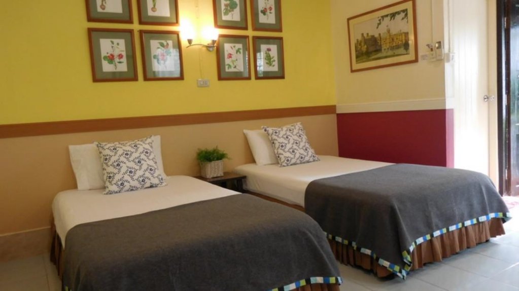 Фото Holiday Village & Natural Garden Resort