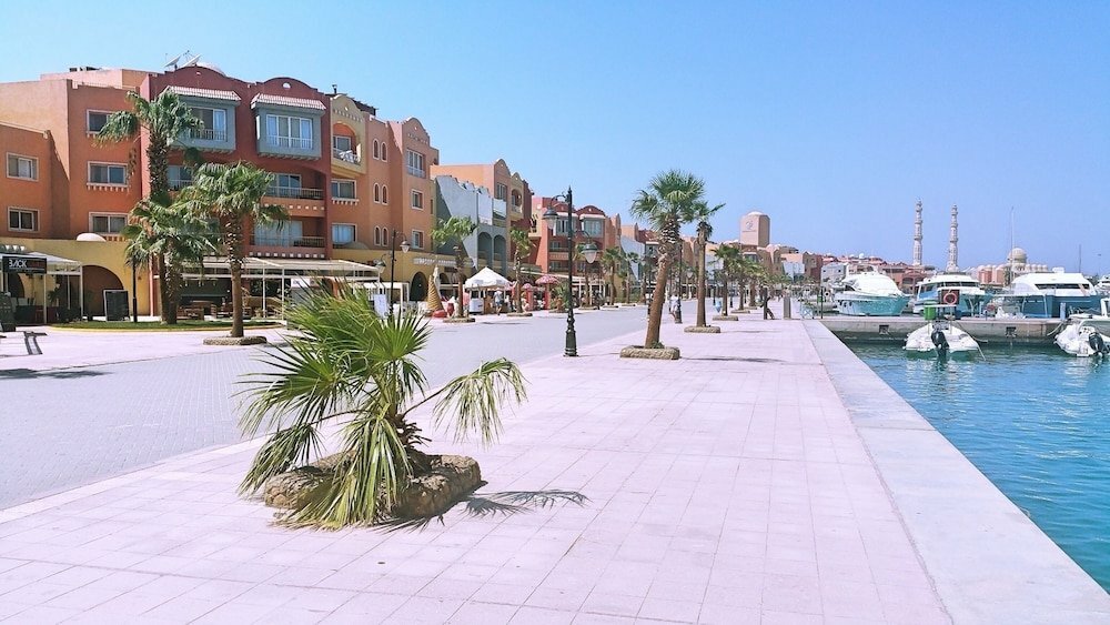 Hotel Sheraton Plaza - Central Hurghada by The New Marina, Hurgada, photo