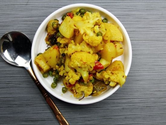 Фото Oyo 15530 Hotel G S Residency