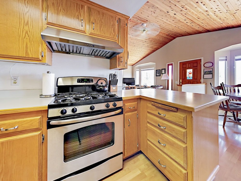 Фото 1773 Spencer Street Home 3 Bedrooms 2 Bathrooms Home