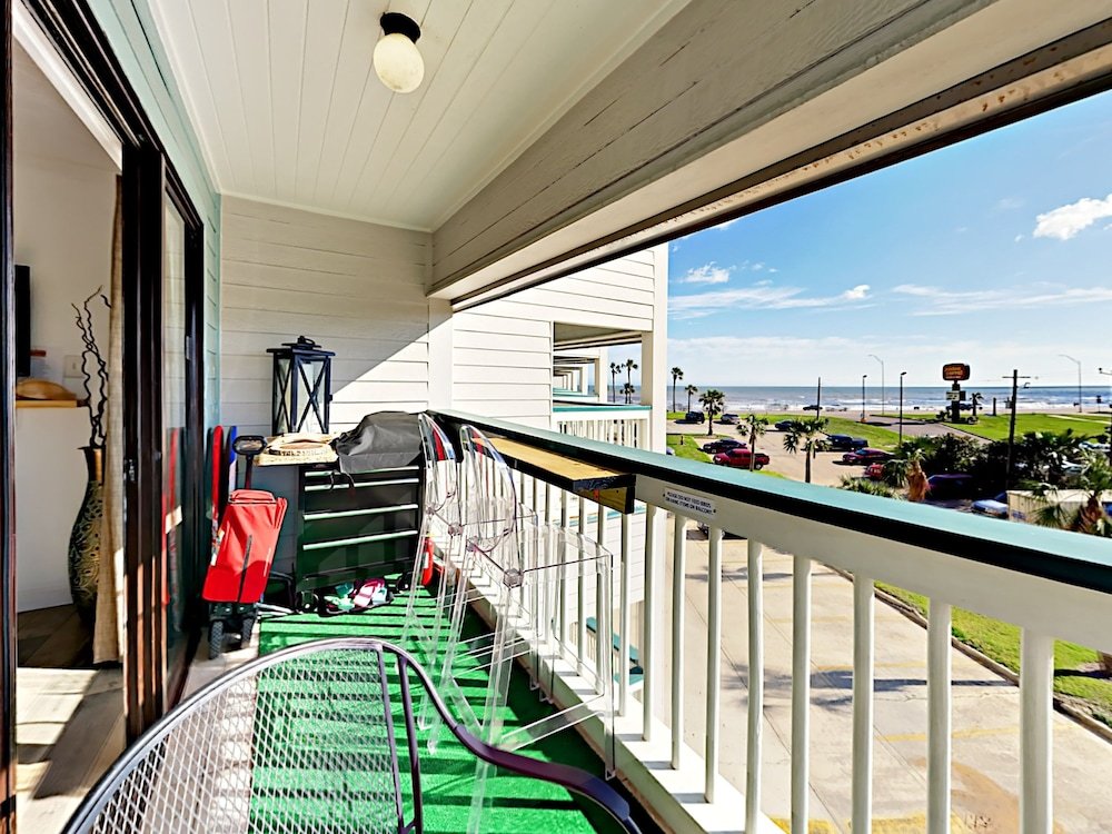 Фото 6102 Seawall Blvd Cottage Unit 268 1 Bedroom 1 Bathroom Cottage