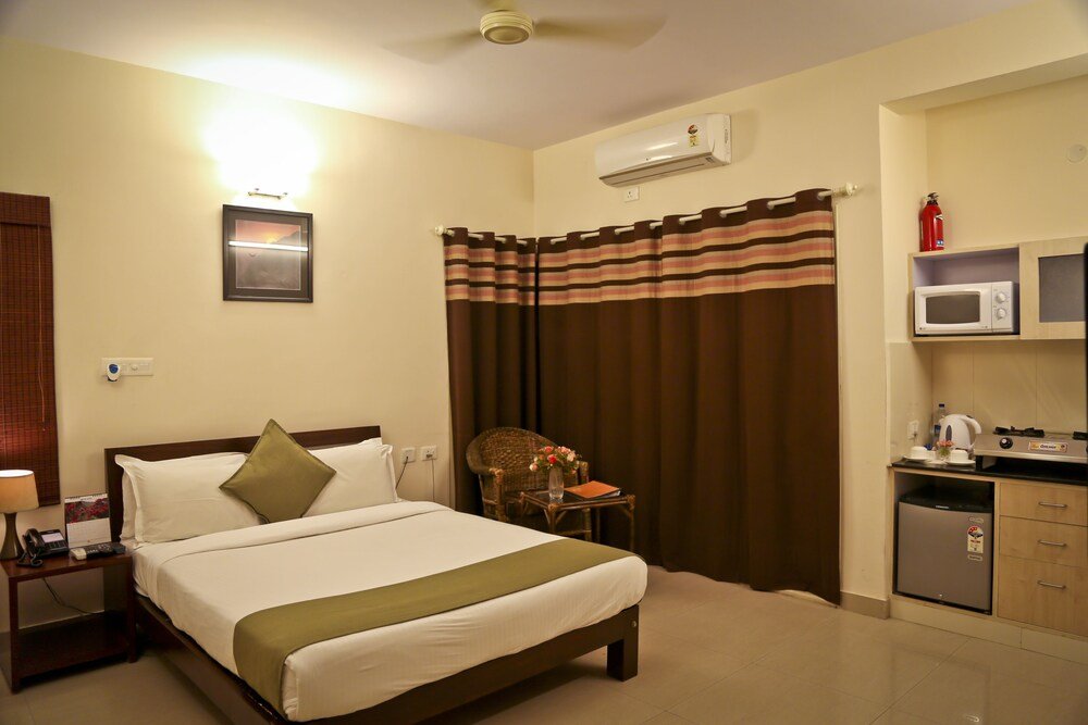 Фото Maple Suites Serviced Apartments