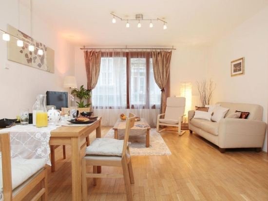 Фото Avantgarde Apartments