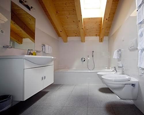 Фото Hotel Schoenblick