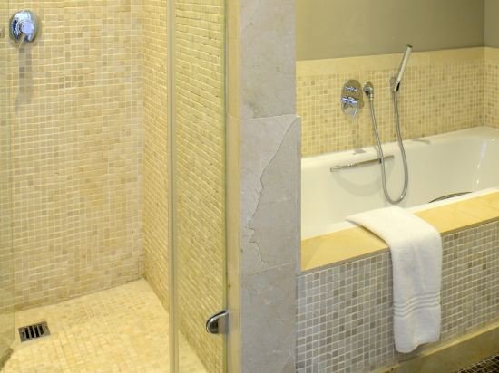 Фото Lagoon Beach Hotel & SPA