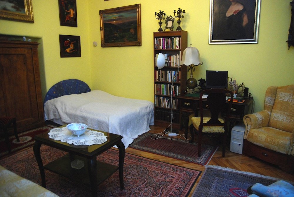 Фото Central Square Apartments