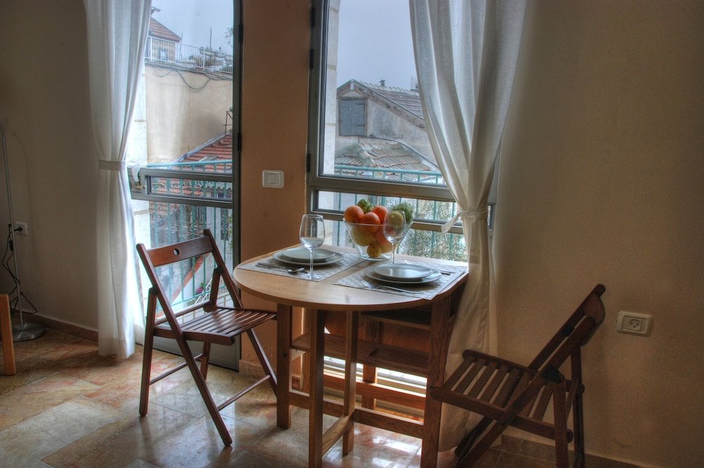 Фото The Market Courtyard - Jerusalem Suites