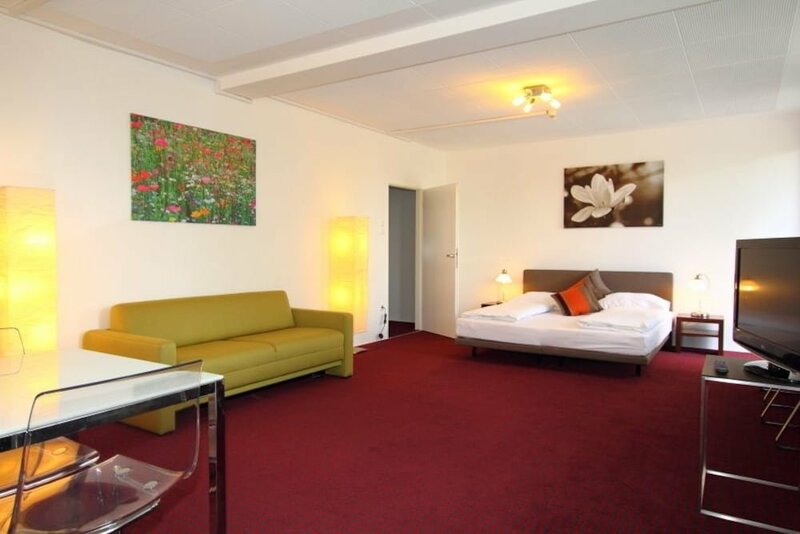 Гостиница College Garden Hotel