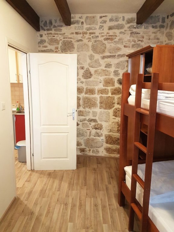 Фото Apartments Historic Stone House