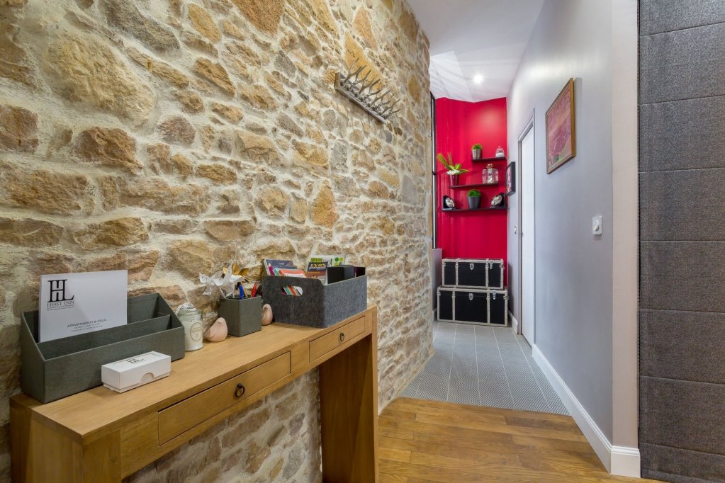 Фото Les toits du Vieux Lyon