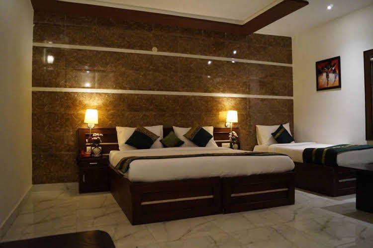 Фото Optimum Sheela Inn @ Taj