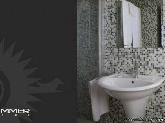 Фото Hotel Summertime